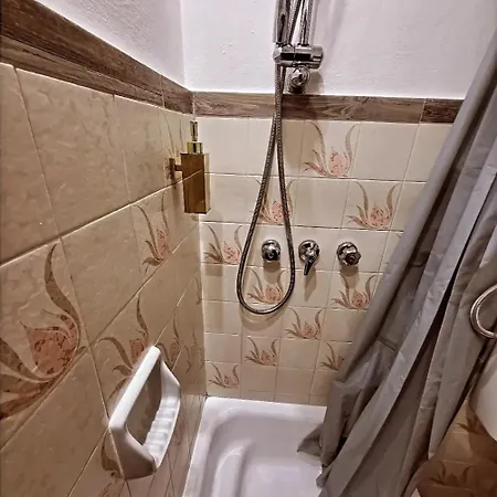 Lavanda Di Roburent Apartman *